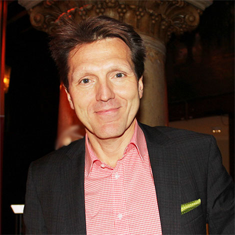 Max Nöje: nöjesguide och eventkalender som tipsar om vad som händer på stan inom sport, nöje:, mode, kultur, restaurang & gastronomi m.m. Vi har evenemang & upplevelser inom teater, konsert, föreställningar, mingel, show, festival, mode, utställning, barn- & familjeaktivitet, kurser, klubb, party, vernissage, semester, mässa, seminarium & konferens samt annat trevligt. Vad händer i Stockholm, Göteborg, Malmö & andra städer? Vi kan även fota & filma ditt event eller tillställning. Tack för att du besöker oss!