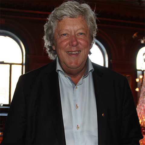 Max Nöje: nöjesguide och eventkalender som tipsar om vad som händer på stan inom sport, nöje:, mode, kultur, restaurang & gastronomi m.m. Vi har evenemang & upplevelser inom teater, konsert, föreställningar, mingel, show, festival, mode, utställning, barn- & familjeaktivitet, kurser, klubb, party, vernissage, semester, mässa, seminarium & konferens samt annat trevligt. Vad händer i Stockholm, Göteborg, Malmö & andra städer? Vi kan även fota & filma ditt event eller tillställning. Tack för att du besöker oss!