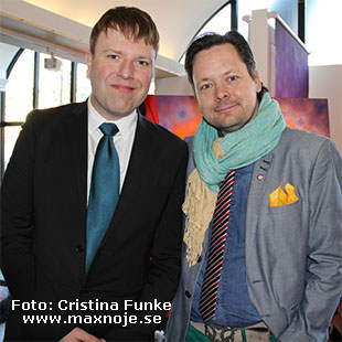 Max Nöje: nöjesguide och eventkalender som tipsar om vad som händer på stan inom sport, nöje:, mode, kultur, restaurang & gastronomi m.m. Vi har evenemang & upplevelser inom teater, konsert, föreställningar, mingel, show, festival, mode, utställning, barn- & familjeaktivitet, kurser, klubb, party, vernissage, semester, mässa, seminarium & konferens samt annat trevligt. Vad händer i Stockholm, Göteborg, Malmö & andra städer? Vi kan även fota & filma ditt event eller tillställning. Tack för att du besöker oss!